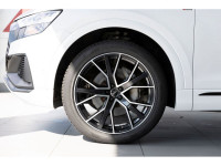2019 Audi Q8 quattro 55 Progressiv Glacier White Metallic 3.0L TFSI quattro 8-Speed Automatic with T... (image 6)