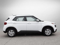 This Hyundai Venue delivers a Regular Unleaded I-4 1.6 L/98 engine powering this Variable transmissi... (image 3)