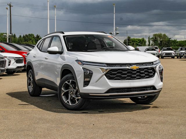 2025 Chevrolet Trax LT in Cars & Trucks in Edmonton - Image 2