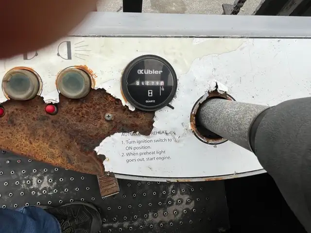 2005 Palfinger CR50 in Heavy Equipment in St-Georges-de-Beauce - Image 9