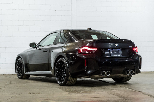 2024 BMW M2 Coupe | Transmission manuelle in Cars & Trucks in City of Montréal - Image 4