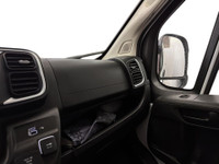 Ram ProMaster 2500 Toit Sureleve 2023 Polyvalence et puissance commerciale chez Desmeules Chrysler a... (image 9)