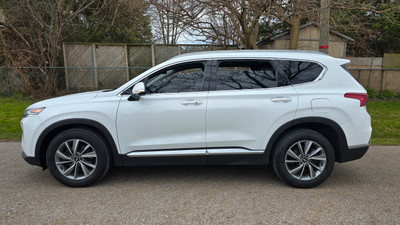 2019 Hyundai Santa Fe Luxury  Panoramic Sunroof AWD , Leather He