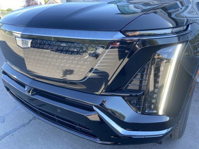 2026 Cadillac VISTIQ Sport in Cars & Trucks in Calgary - Image 3