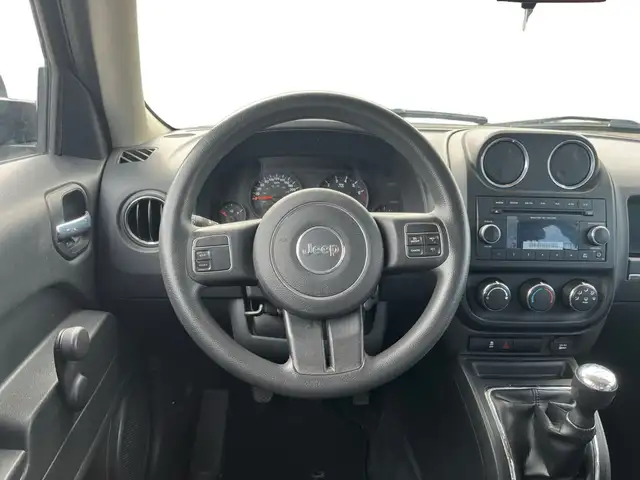 2012 Jeep Patriot 4WD 4dr Sport in Cars & Trucks in Calgary - Image 18