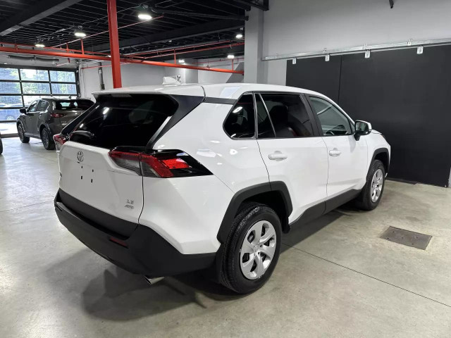 2023 TOYOTA RAV4 LE AWD AUTOMATIQUE - CAMERA DE RECUL - BIEN EQU in Cars & Trucks in City of Montréal - Image 3