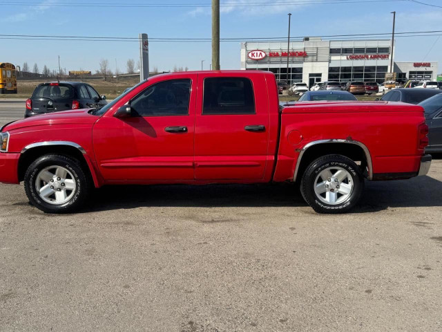 2005 Dodge Dakota AS IS, SLT, RUNS GOOD, V8 MAGNUM, NO ACCIDENT in Cars & Trucks in London - Image 2