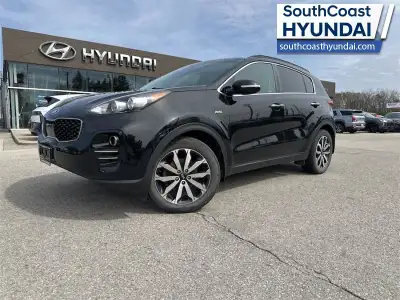 Sunroof, Leather Seats, Heated Seats, Power Tailgate, Rear View Camera! This 2019 Kia Sportage is th...