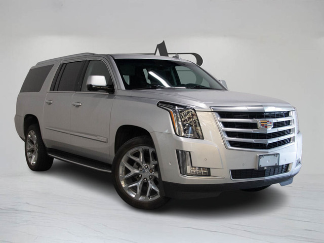 2019 Cadillac Escalade ESV LUXURY | BOSE | HUD | 22\" RIM | OVER in Cars & Trucks in Mississauga / Peel Region - Image 2