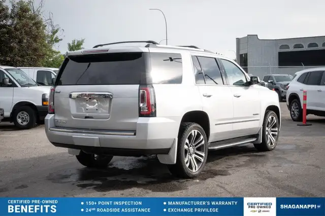 2017 GMC Yukon DenaliLOW KM | CLEAN CARFAX in Cars & Trucks in Calgary - Image 6