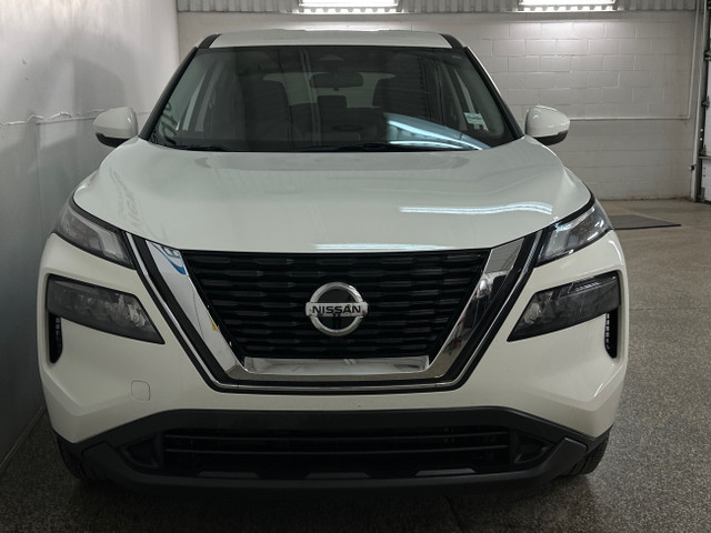 2021 Nissan Rogue S S! REV CAM, HEATED SEATS, BLIND SPOT ASSI... in Cars & Trucks in Belleville - Image 2