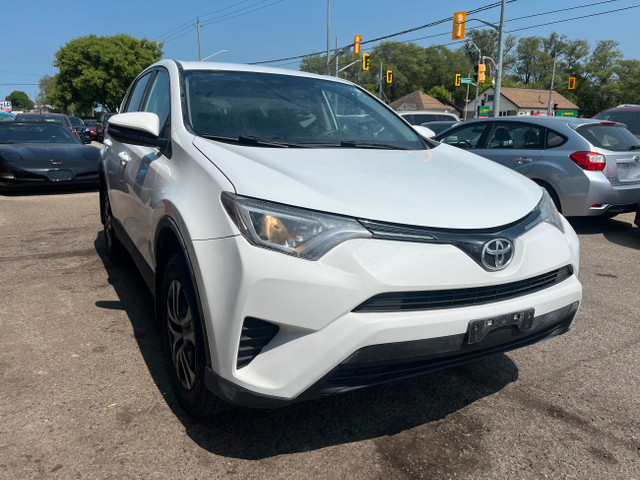 2016 Toyota RAV4 LE in Cars & Trucks in Kitchener / Waterloo - Image 3