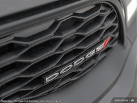 This Dodge Durango boasts a Regular Unleaded V-8 5.7 L/345 engine powering this Automatic transmissi... (image 9)