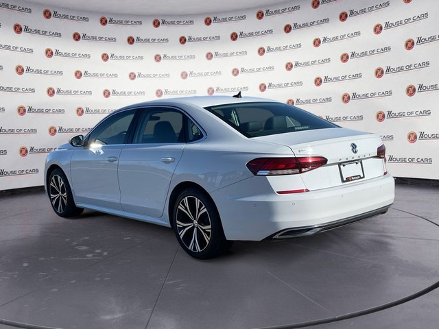  2020 Volkswagen Passat Execline Auto/ Heated Seats/ Bluetooth/  in Cars & Trucks in Calgary - Image 4