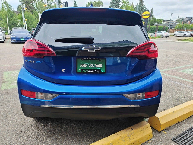2019 Chevrolet Bolt EV LT 417 km Range (EPA) in Cars & Trucks in Calgary - Image 4