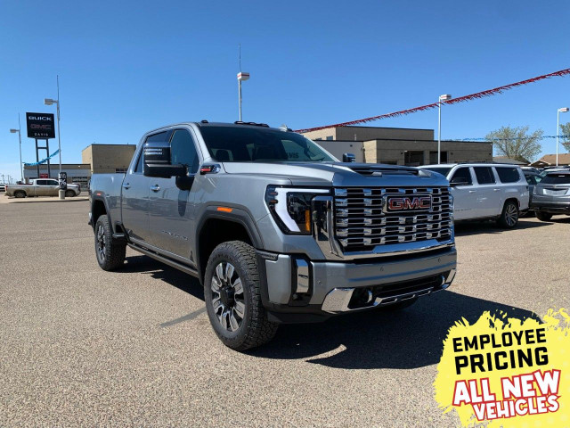 2025 GMC Sierra 3500HD in Cars & Trucks in Calgary