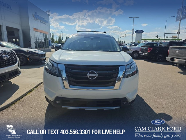 2022 Nissan Pathfinder Platinum in Cars & Trucks in Red Deer - Image 2