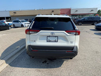 2022 Toyota RAV4 XLE - In White - All Wheel Drive - Touch screen - Backup camera - Premium leather -... (image 3)