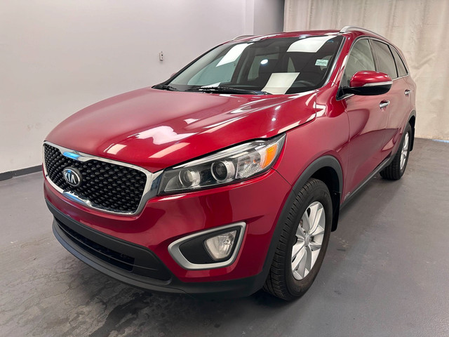 2017 Kia Sorento 2.4L LX Sorento LX in Cars & Trucks in Lethbridge