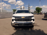 Only 28,362 Miles! This Chevrolet Silverado 1500 delivers a Gas V8 5.3L/325 engine powering this Aut... (image 1)