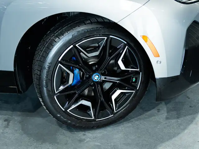 2024 BMW iX xDrive50 Sports/360CAM/1OWNER/CLEAN CARFAX in Cars & Trucks in Mississauga / Peel Region - Image 6