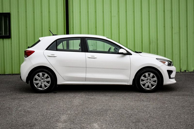 2023 Kia Rio 5-door LX+ IVT • HEATED SEATS • APPLE CARPLAY in Cars & Trucks in Cornwall - Image 2