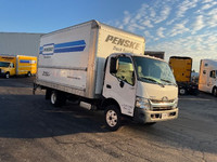 2018 HINO TRUCK 155 DURAPLAT