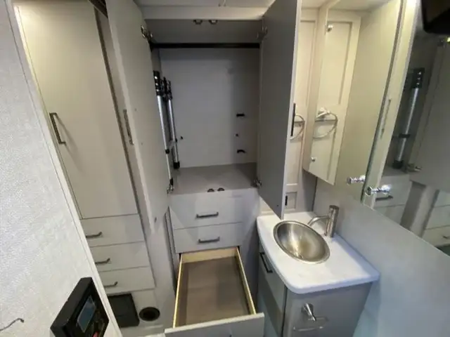 2025 Thor Motor Coach Delano Sprinter 24FB in RVs & Motorhomes in Abbotsford - Image 26