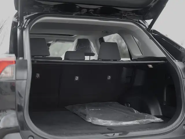 2021 Toyota RAV4 XLE | SUNROOF | ROOF RACK in Cars & Trucks in Mississauga / Peel Region - Image 31