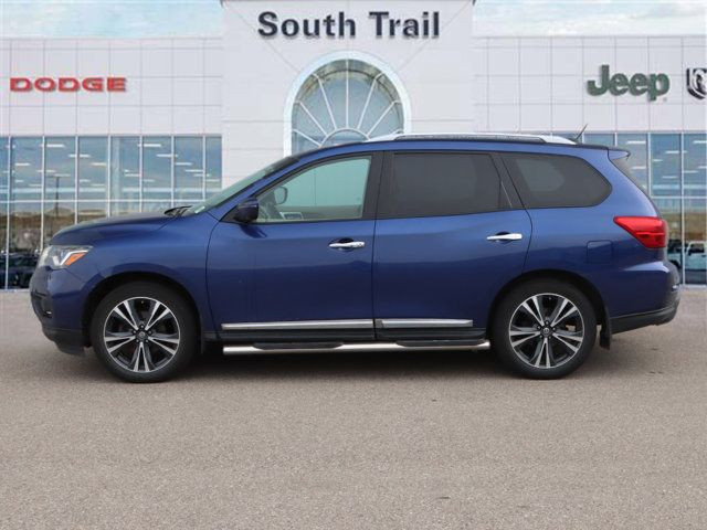 2017 Nissan Pathfinder in Cars & Trucks in Calgary - Image 2