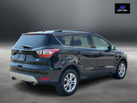 JUST LANDED!! 2017 Ford Escape SE AWD!! **NO ACCIDENTS** **CLEAN CARFAX** 1.5L TURBOCHARGED MOTOR, A... (image 4)