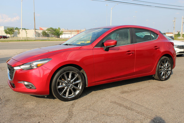 2018 Mazda MAZDA3 in Cars & Trucks in Oakville / Halton Region - Image 3
