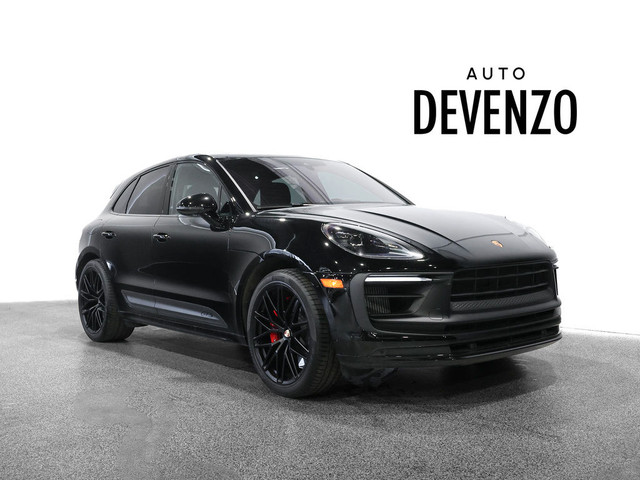 2023 Porsche Macan GTS AWD 434HP Premium Package Plus / Sport Ch in Cars & Trucks in Laval / North Shore