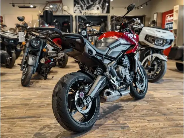 2022 Triumph Tiger Sport 660 // Korosi Red/Graphite in Dirt Bikes & Motocross in Winnipeg - Image 12