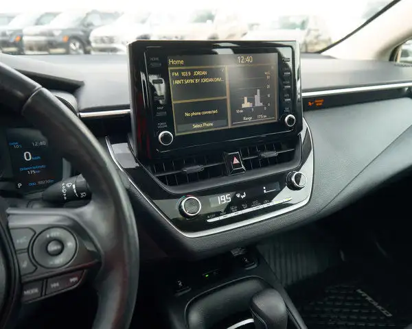 2022 Toyota Corolla LE | Heated Seats and Steering Wheel in Cars & Trucks in Edmonton - Image 18