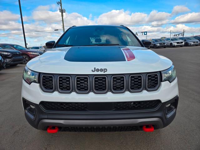 2024 Jeep Compass Trailhawk **ONE OWNER**VERY LOW KMS**NO ACC... in Cars & Trucks in Grande Prairie - Image 2