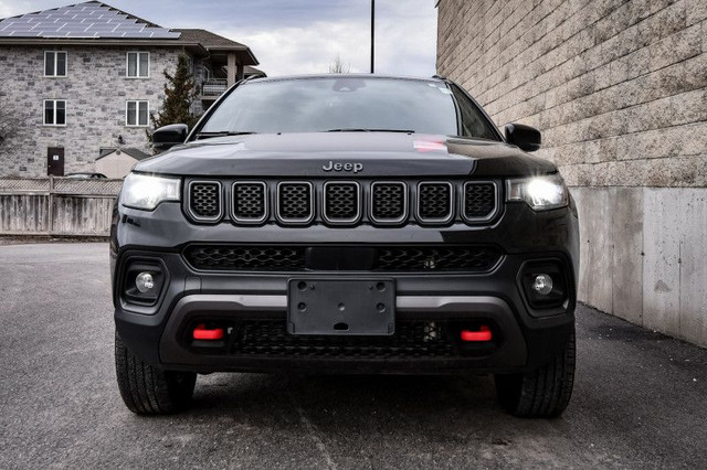 2023 Jeep Compass Trailhawk - Leather Seats in Cars & Trucks in Ottawa - Image 4