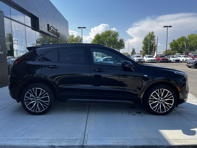 Cadillac XT4 Awd Sport 2025 in Cars & Trucks in Lethbridge - Image 3