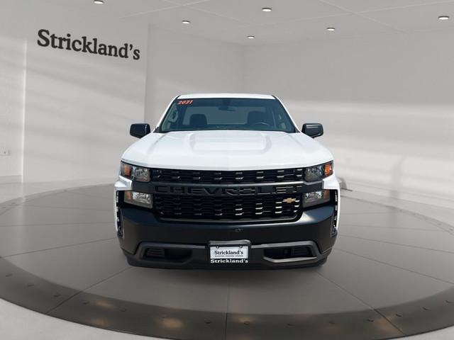 2021 CHEVROLET SILVERADO 1500 REG CAB 4X2 LONG BOX in Cars & Trucks in Stratford - Image 3