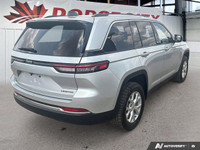 This Jeep Grand Cherokee delivers a Regular Unleaded V-6 3.6 L/220 engine powering this Automatic tr... (image 5)
