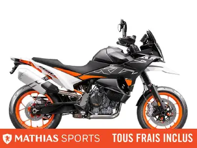 Concessionnaire des véhicules neufs et d'occasion. Sportive KTM 890 SMT 2024 Je concentre des perfor...