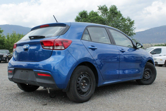 2023 Kia Rio 5-door in Cars & Trucks in Penticton - Image 3