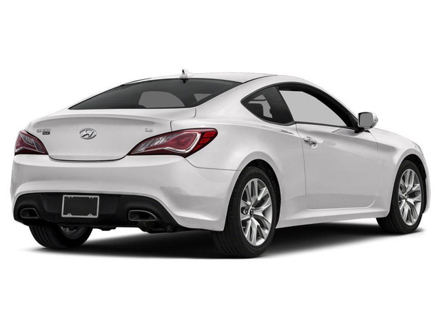2015 Hyundai Genesis Coupe 3.8 Premium 3.8L Premium at in Cars & Trucks in City of Toronto - Image 3