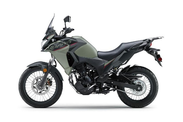2024 KAWASAKI VERSYS-X 300 in Sport Touring in Québec City - Image 3