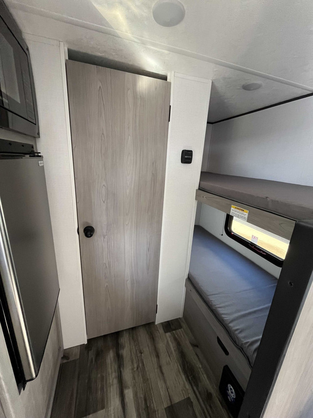 2025 Dutchmen 17BH Bunk Model in Travel Trailers & Campers in Winnipeg - Image 3
