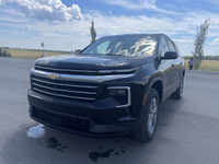 The 2025 Chevrolet Traverse LT is a versatile and stylish mid-size SUV, designed to offer a compelli... (image 3)
