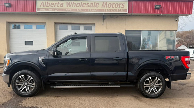 2021 FORD F-150 LARIAT 4X4 SUPER CREW FX4 1 OWNER WE FINANCE in Cars & Trucks in Edmonton