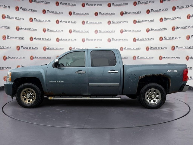 2011 Chevrolet Silverado 1500 LS Crew Cab / ONE OWNER / RUNNING  in Cars & Trucks in Calgary - Image 2