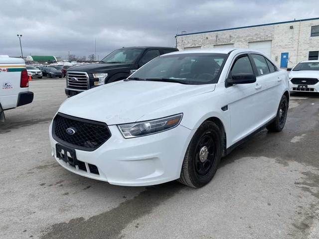  2015 Ford Taurus Police Inte in Cars & Trucks in Barrie