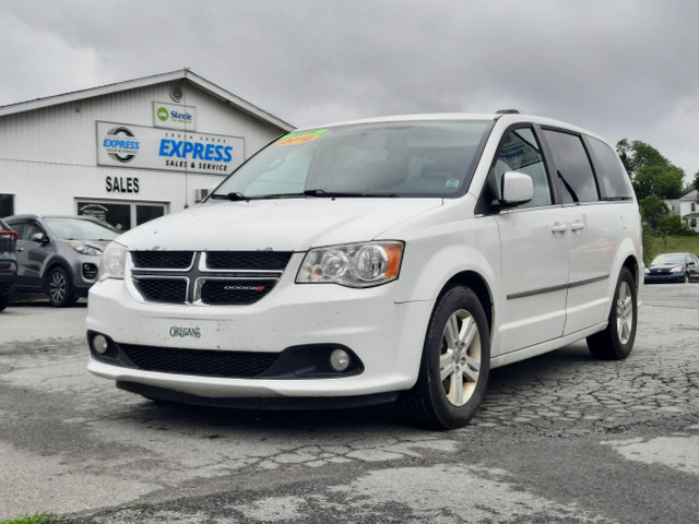2016 Dodge Grand Caravan Crew Plus in Cars & Trucks in Bridgewater